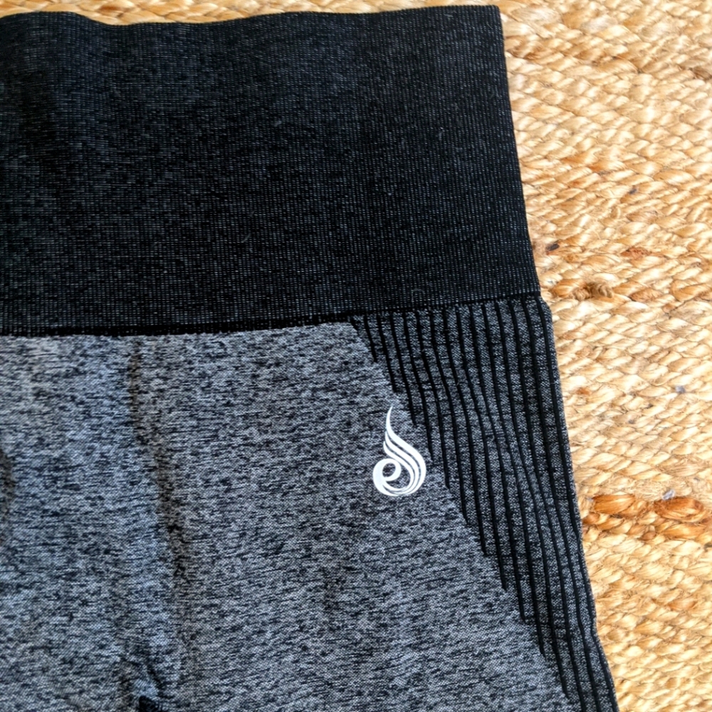 NWOT Ryderwear leggings